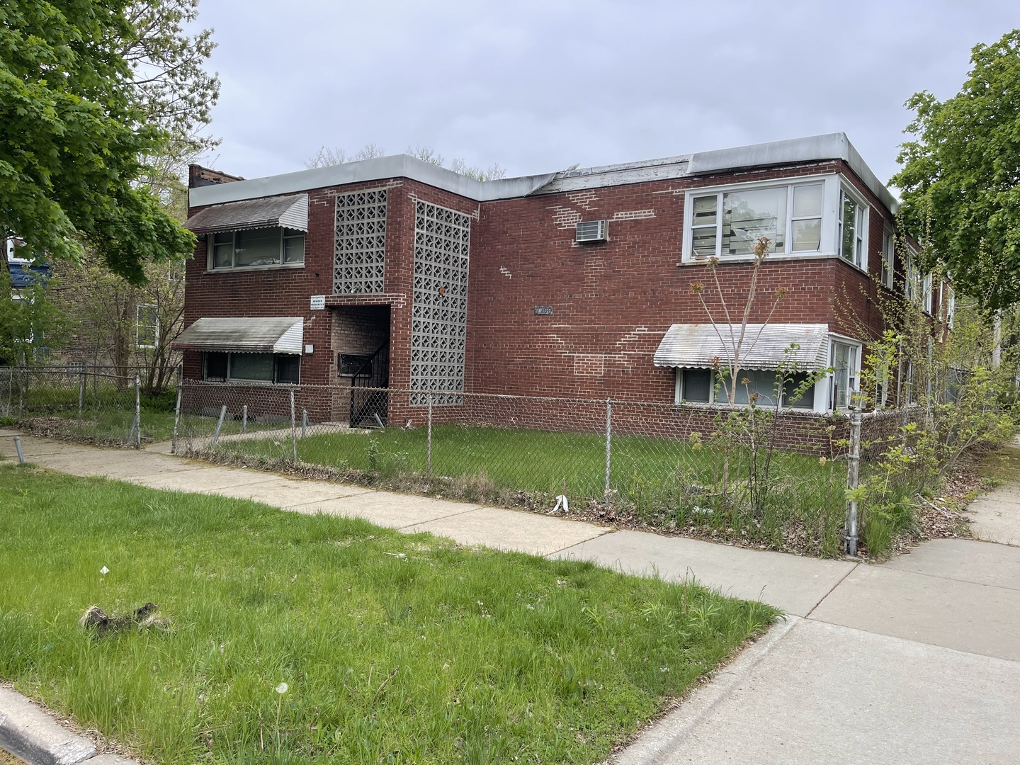 7700 S Normal Avenue, Chicago, IL 60620