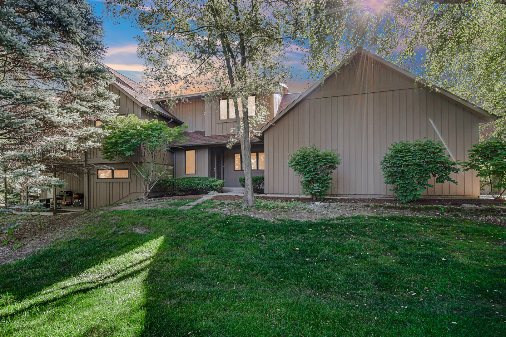 5805 Wild Plum Road, Crystal Lake, IL 60014