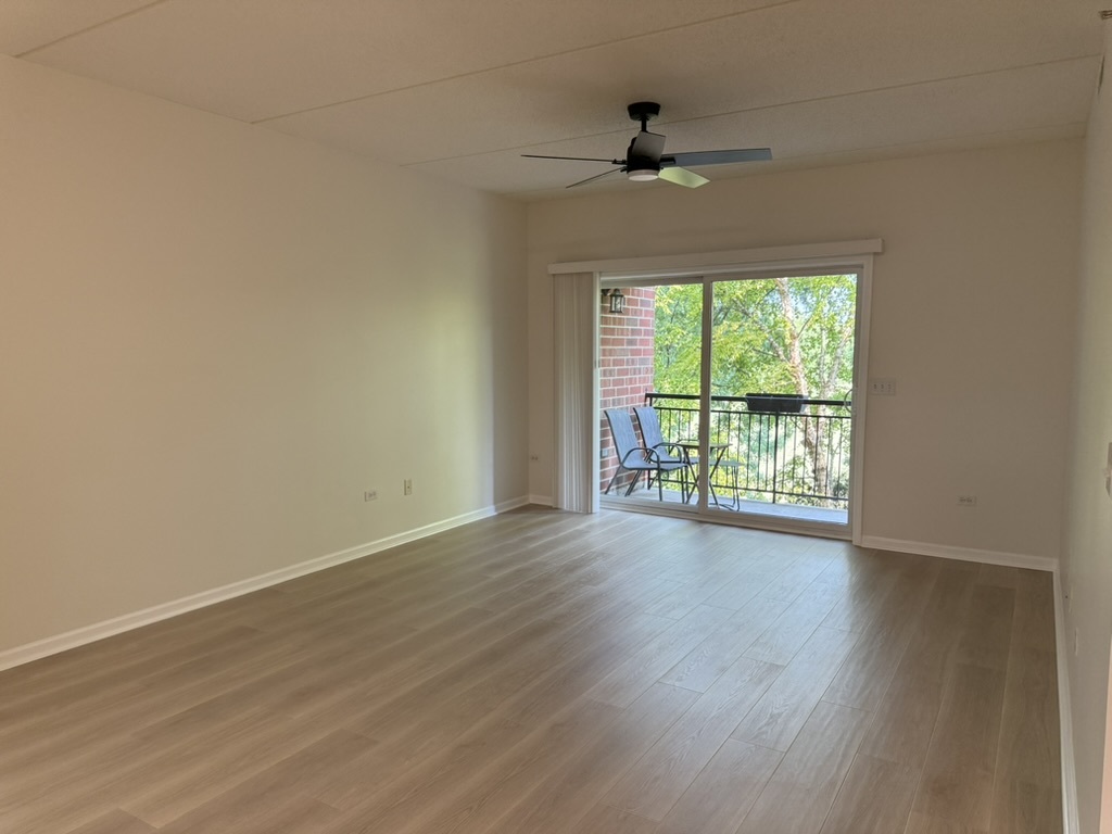 3401 N Carriageway Drive #307, Arlington Heights, IL 60004