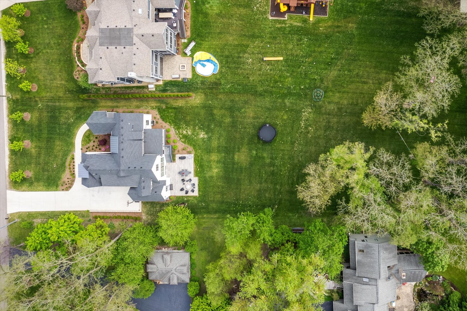 2S384 Madison Street, Wheaton, IL 60189