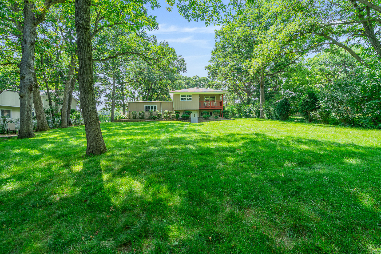 11S047 PALISADES Road, Burr Ridge, IL 60527