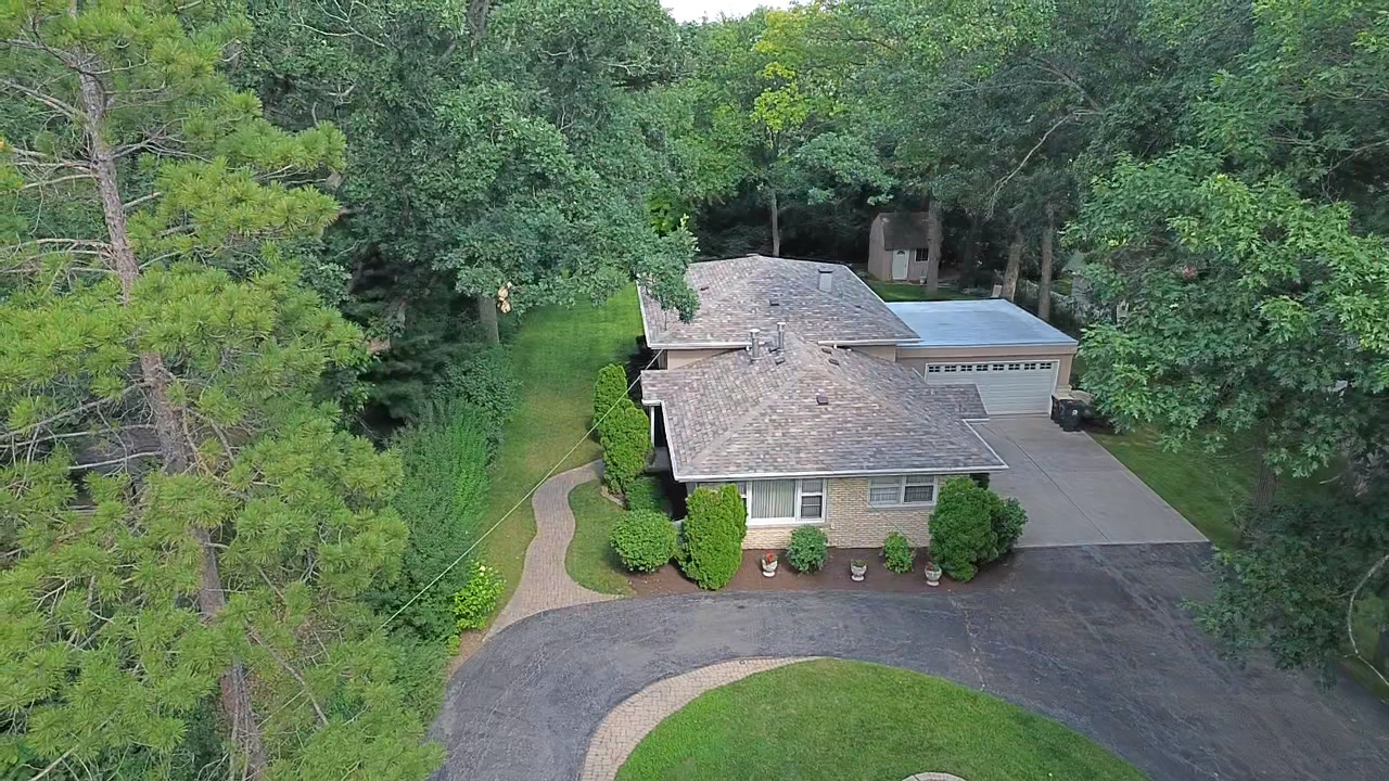 11S047 PALISADES Road, Burr Ridge, IL 60527