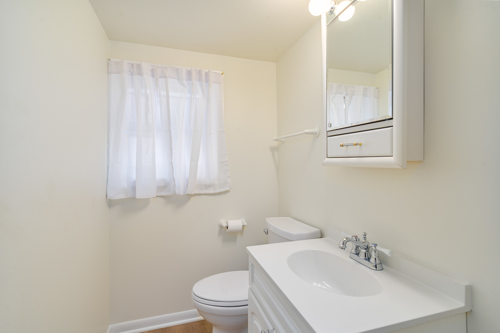 11S047 PALISADES Road, Burr Ridge, IL 60527