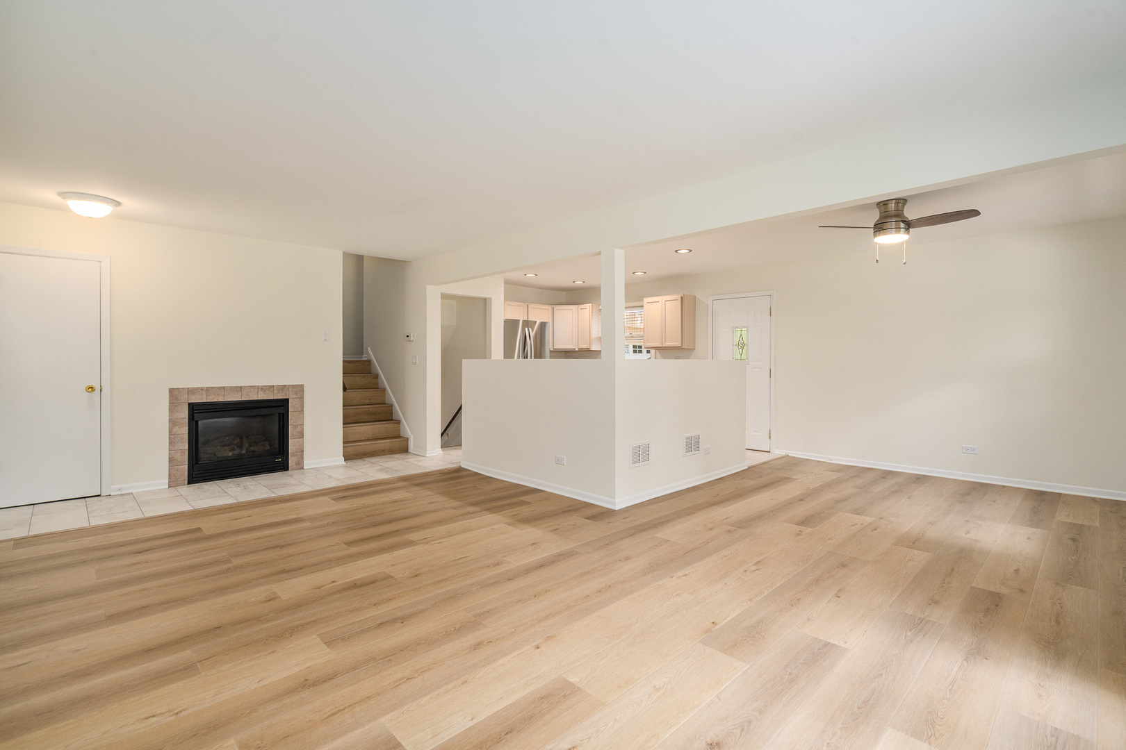 11S047 PALISADES Road, Burr Ridge, IL 60527