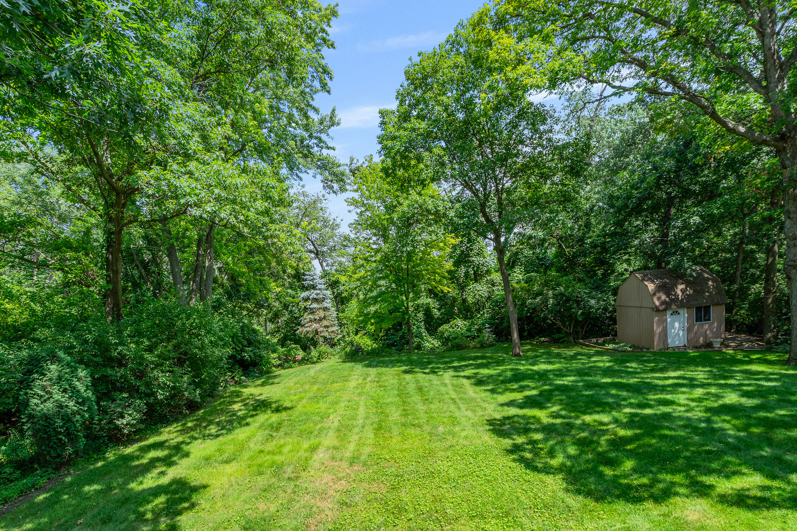 11S047 PALISADES Road, Burr Ridge, IL 60527