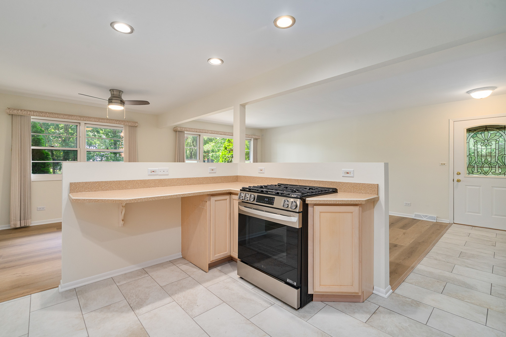 11S047 PALISADES Road, Burr Ridge, IL 60527