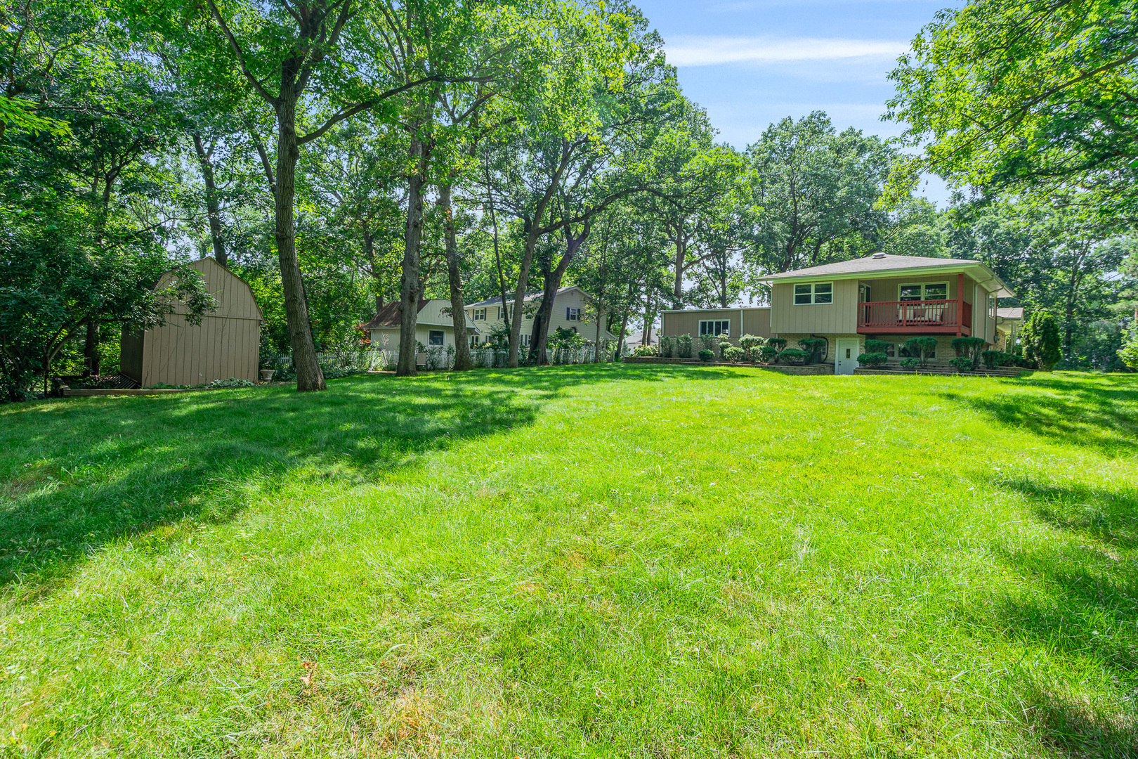 11S047 PALISADES Road, Burr Ridge, IL 60527
