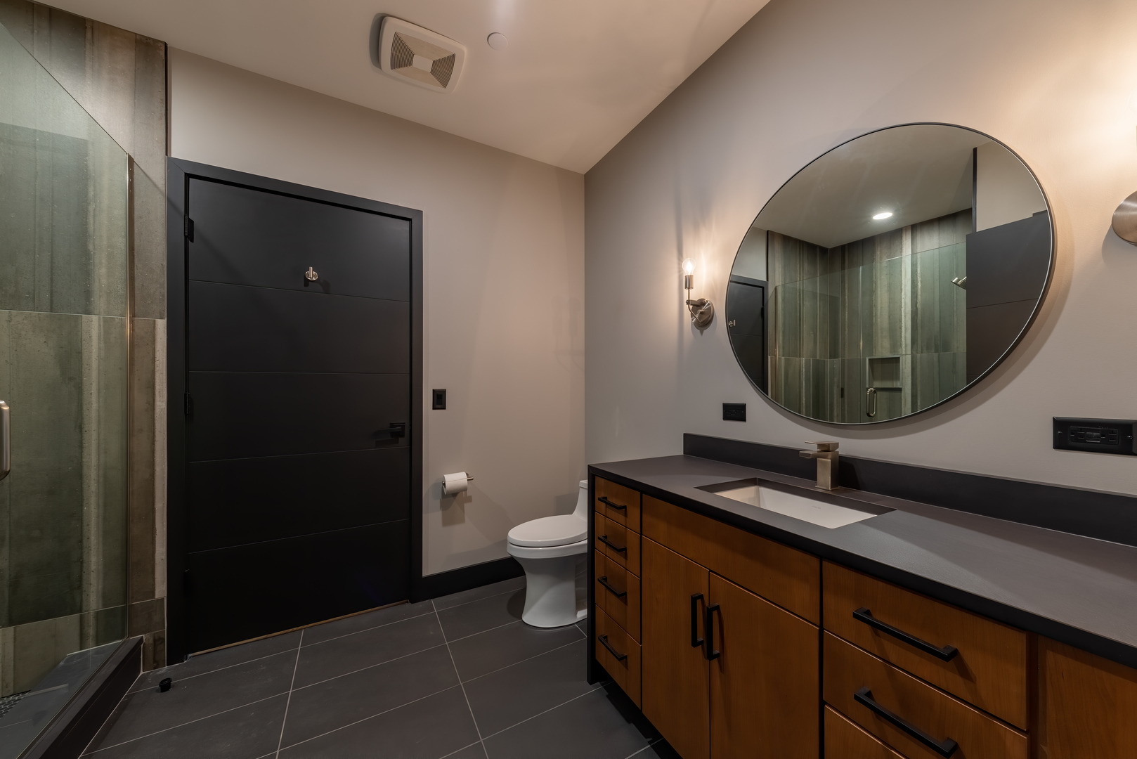 20 W Northwest Highway #613, Mount Prospect, IL 60056