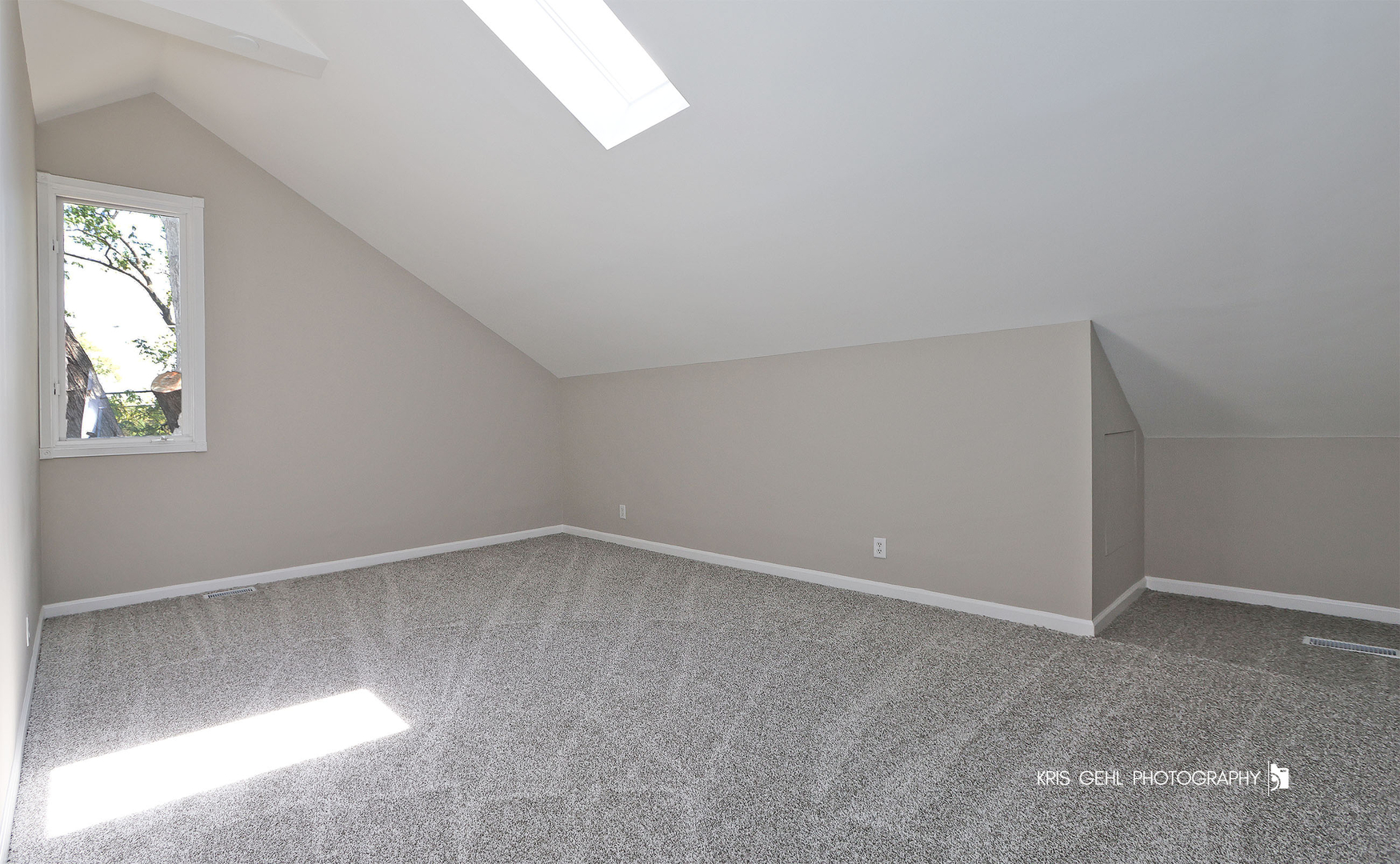 1401 N PARK Drive, Round Lake Beach, IL 60073