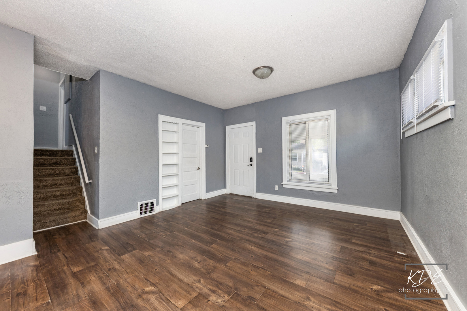 802 Julia Avenue, Joliet, IL 60433