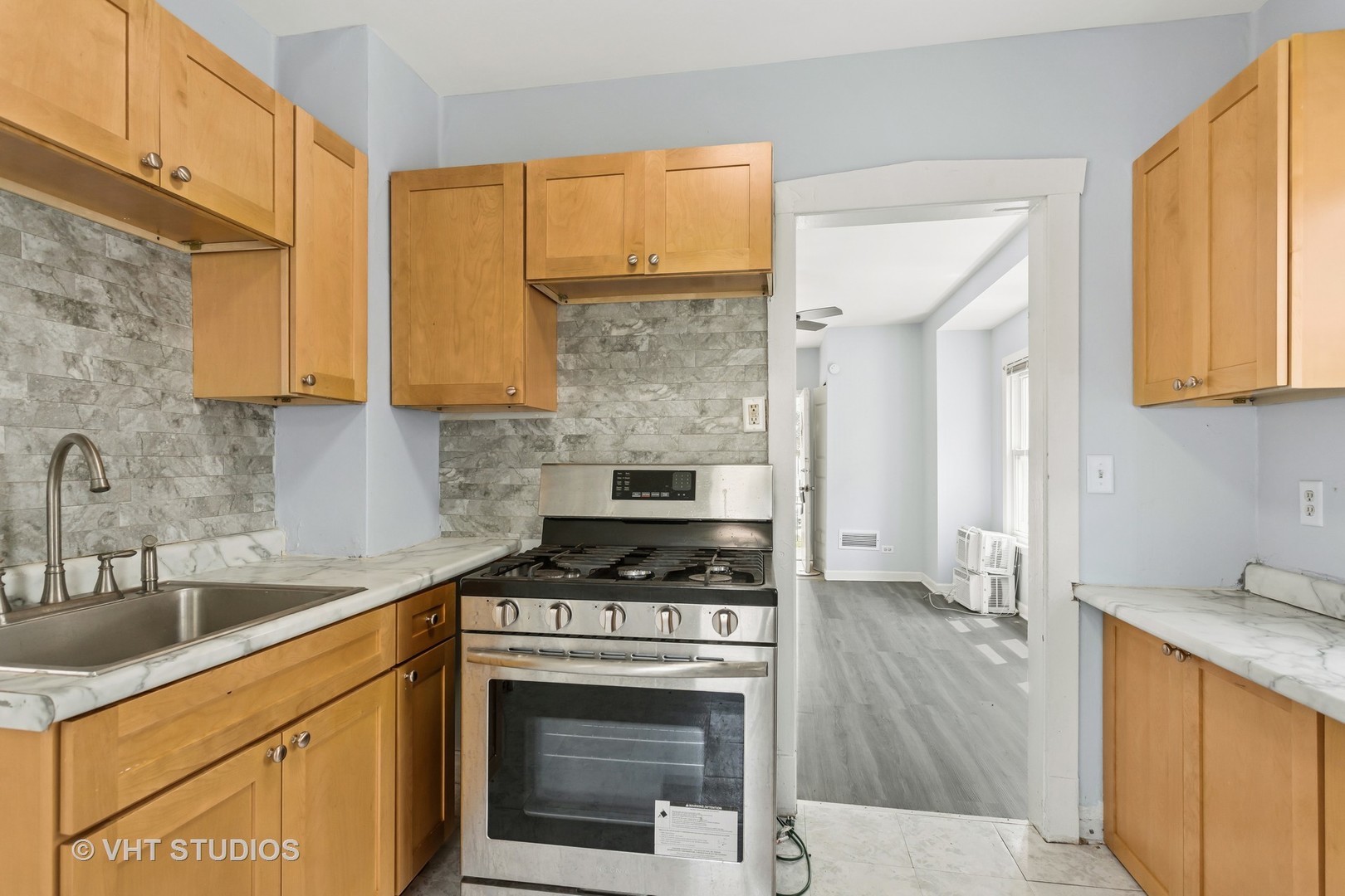 2620 Orchard Street, Blue Island, IL 60406