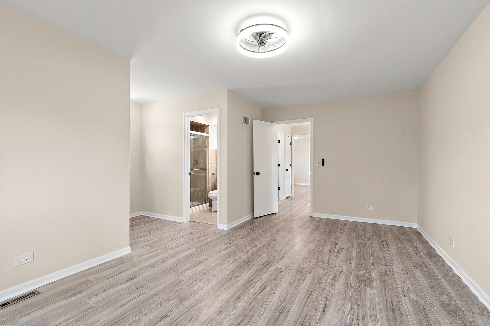 9733 S Cambridge Court, Palos Hills, IL 60465