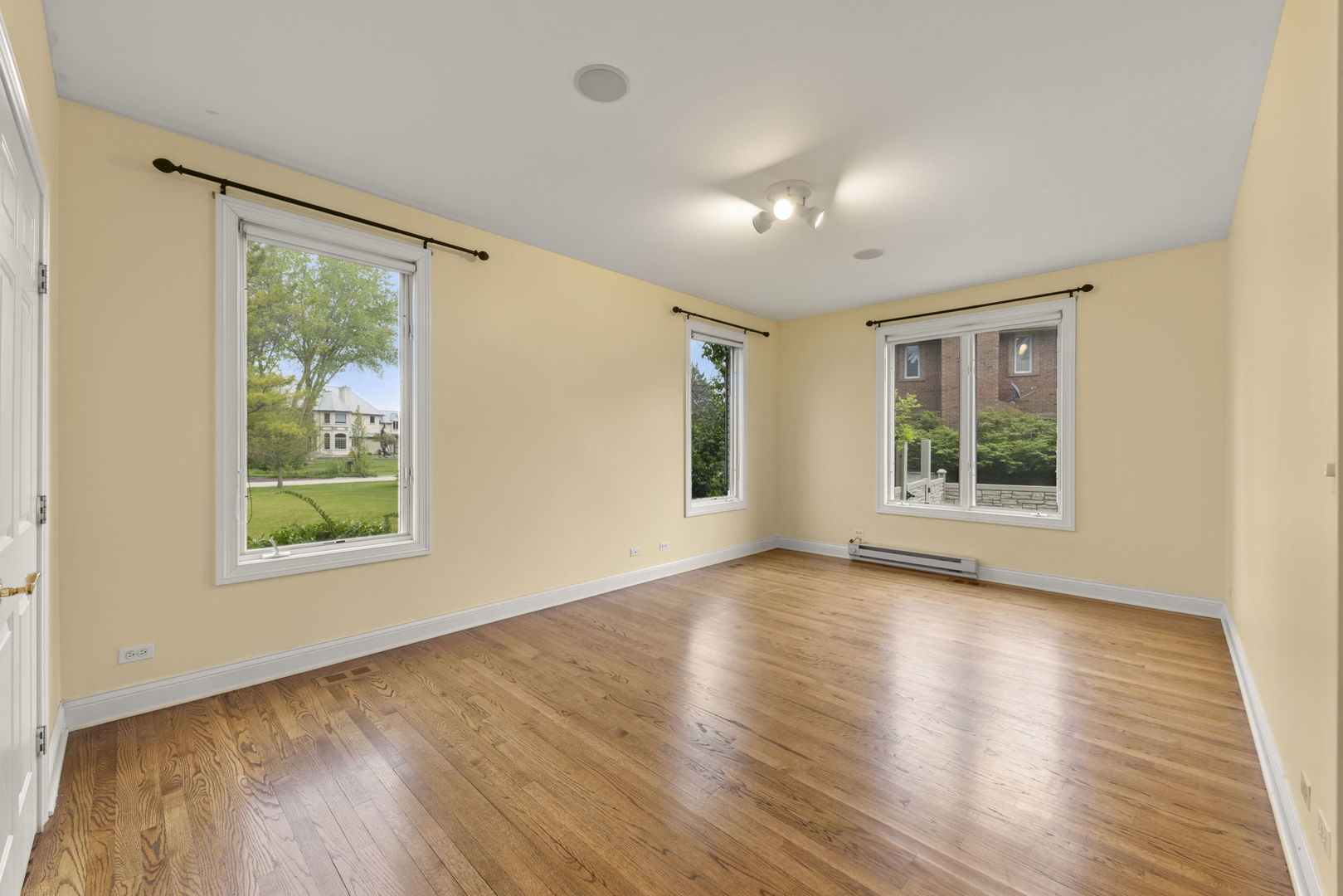 1161 Gavin Court, Lake Forest, IL 60045