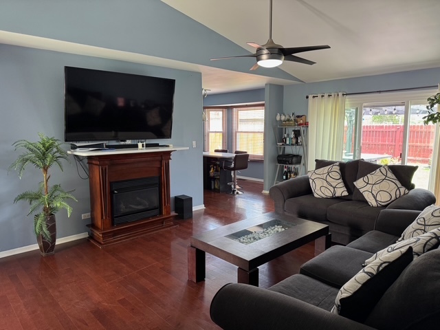 3245 Bremerton Lane, Aurora, IL 60504