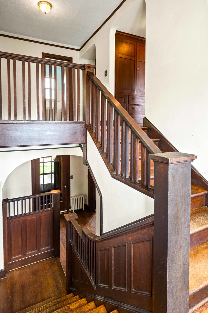 546 Elmwood Court, El Paso, IL 61738