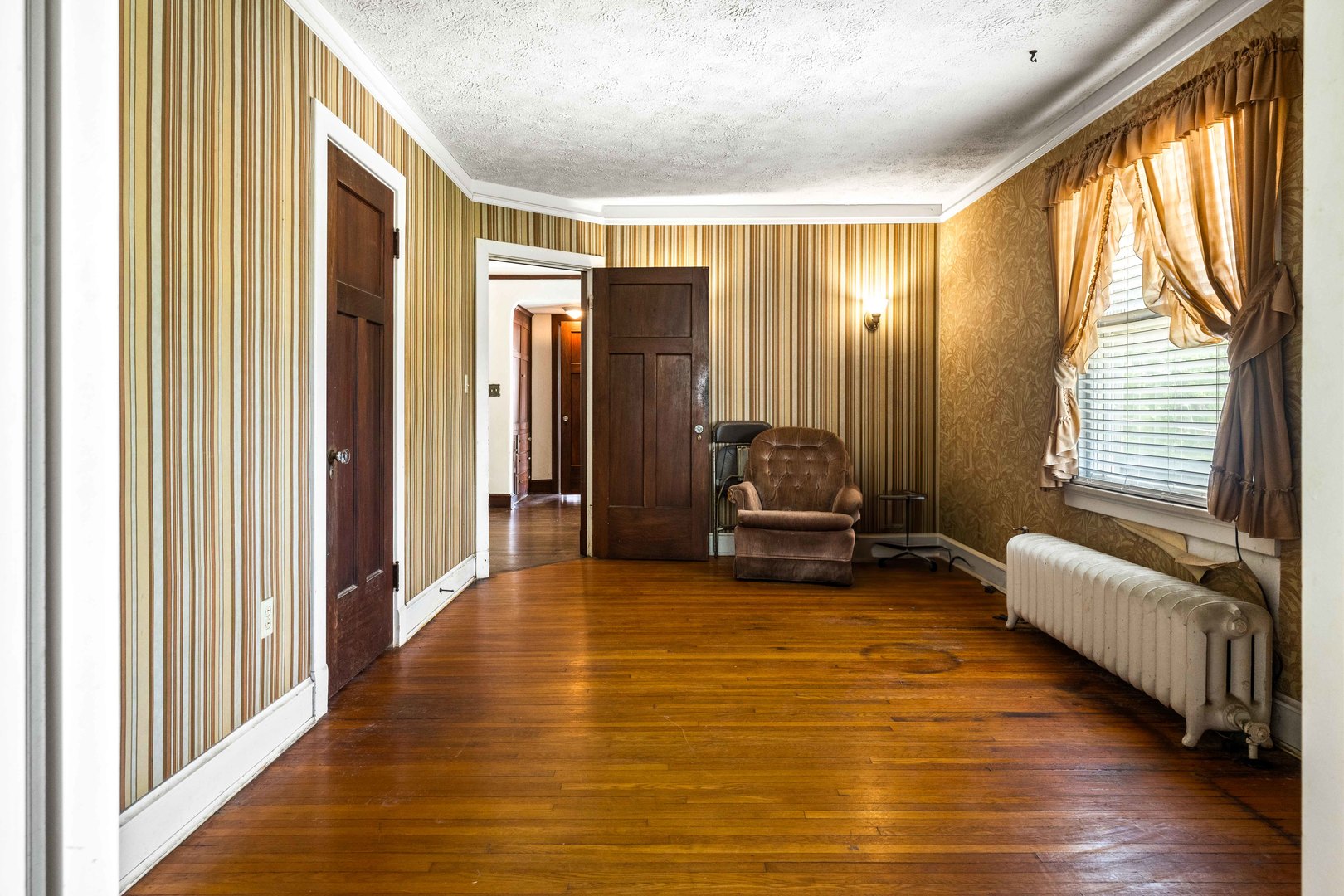 546 Elmwood Court, El Paso, IL 61738