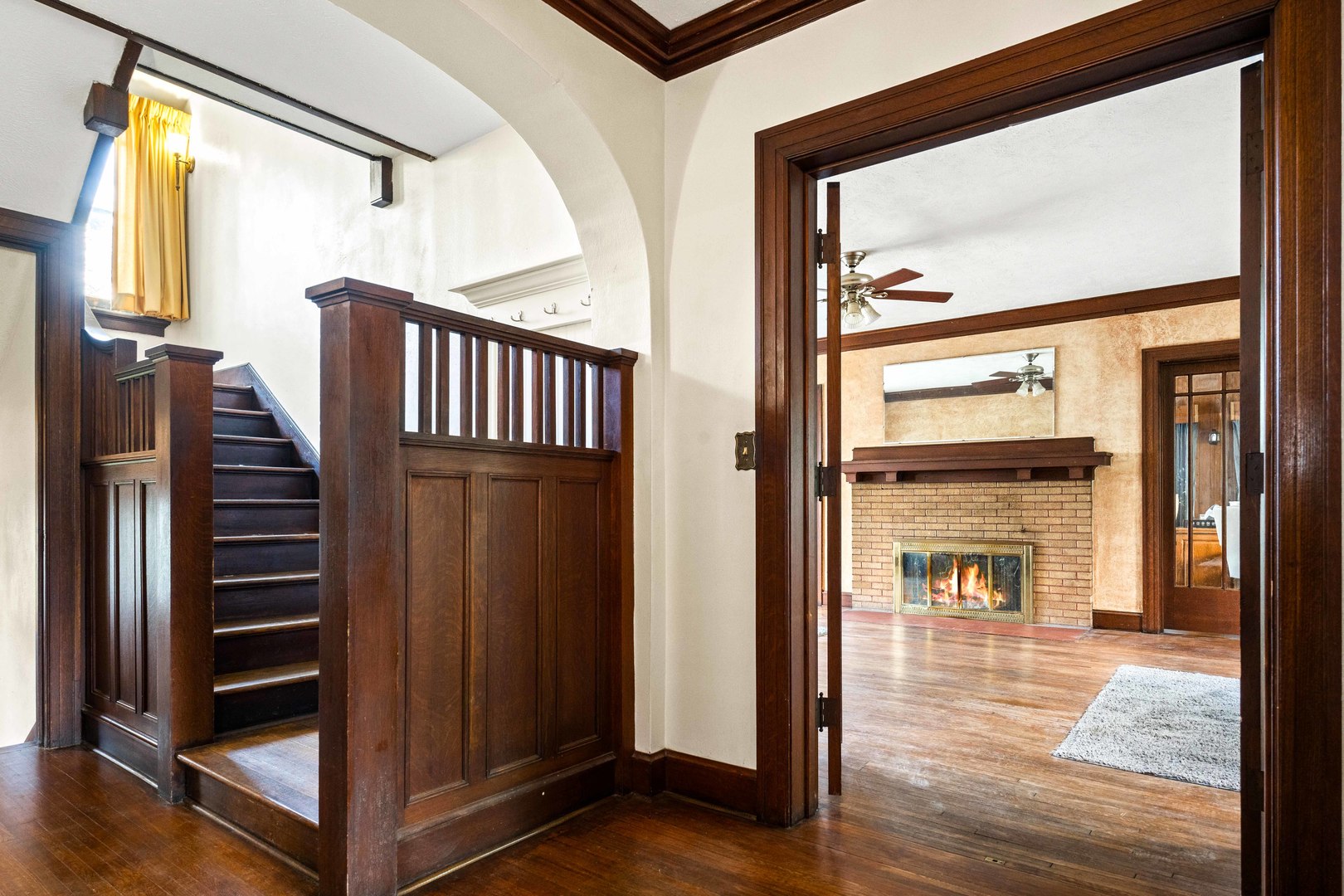 546 Elmwood Court, El Paso, IL 61738