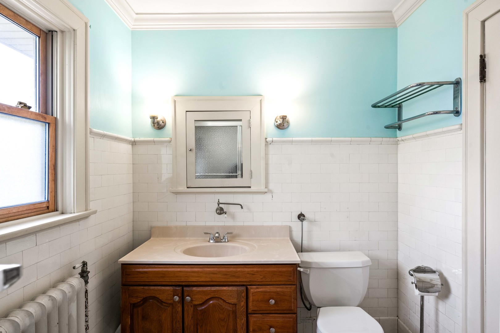 546 Elmwood Court, El Paso, IL 61738