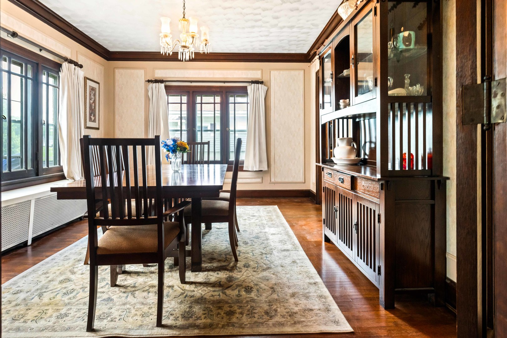 546 Elmwood Court, El Paso, IL 61738