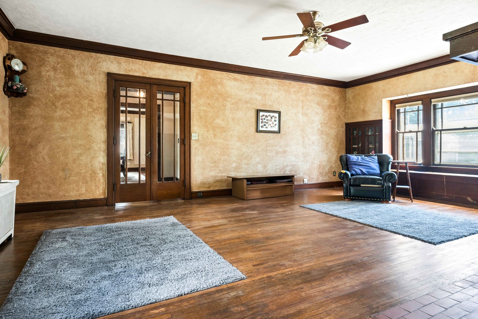 546 Elmwood Court, El Paso, IL 61738