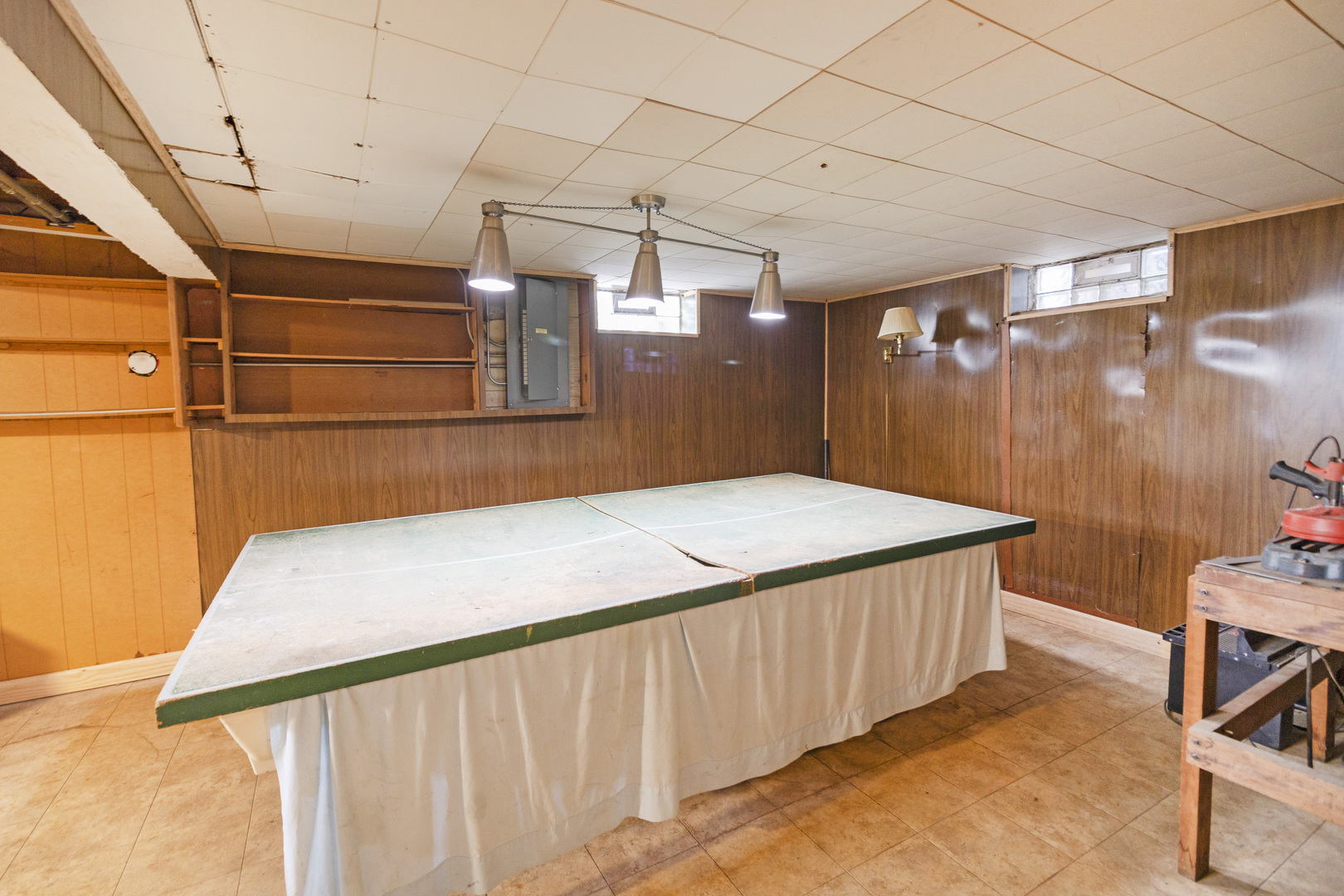 11157 Shaw Street, Westchester, IL 60154