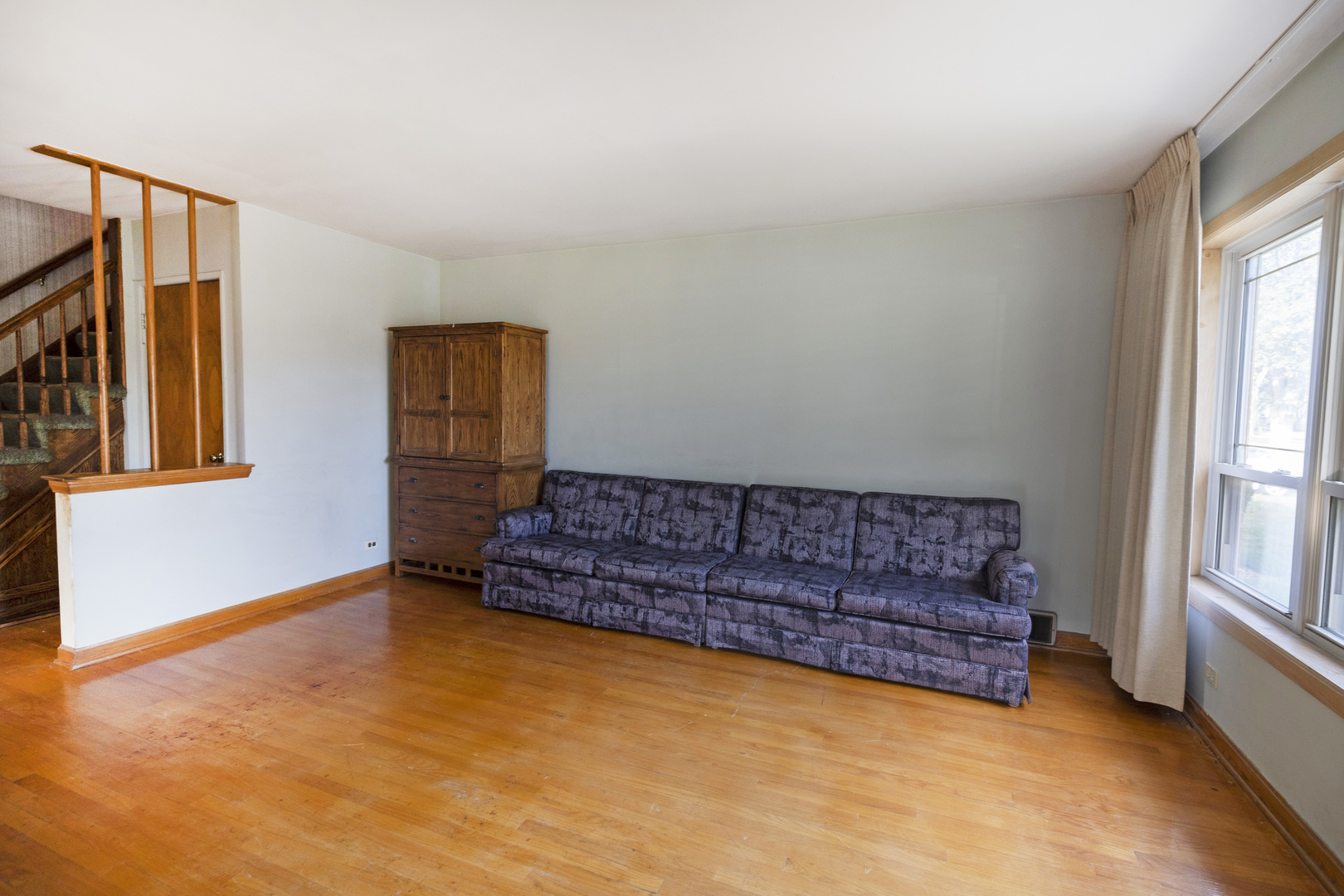 11157 Shaw Street, Westchester, IL 60154