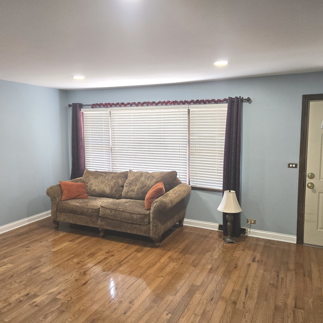 2810 Brentwood Lane, McHenry, IL 60050