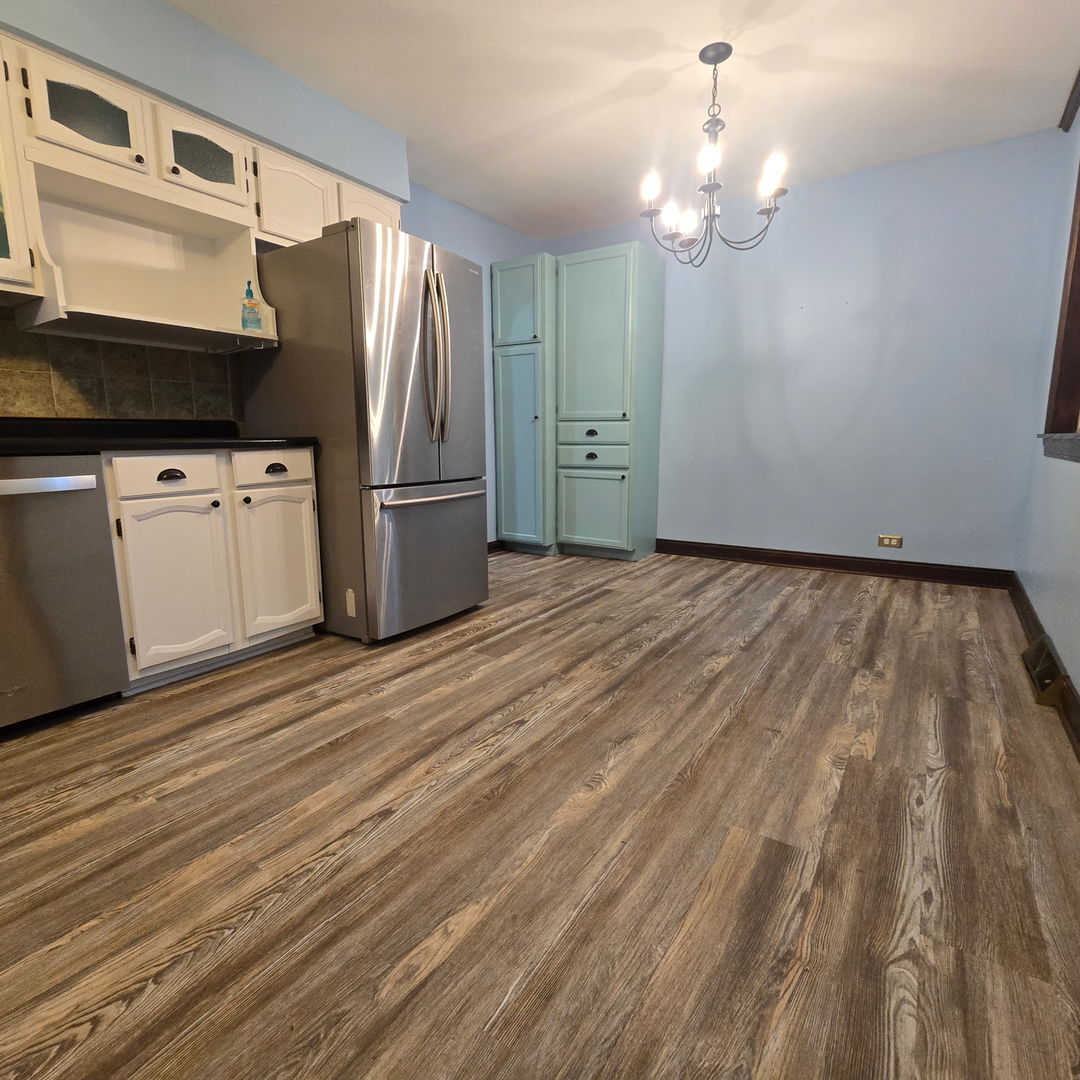 2810 Brentwood Lane, McHenry, IL 60050