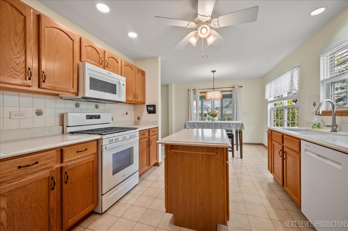 513 Coventry Court, Oswego, IL 60543