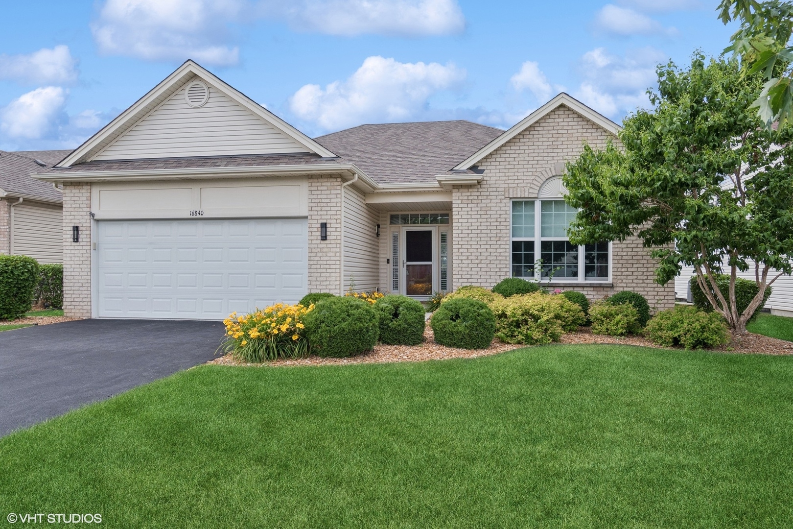 16840 Balaton Drive, Lockport, IL 60441