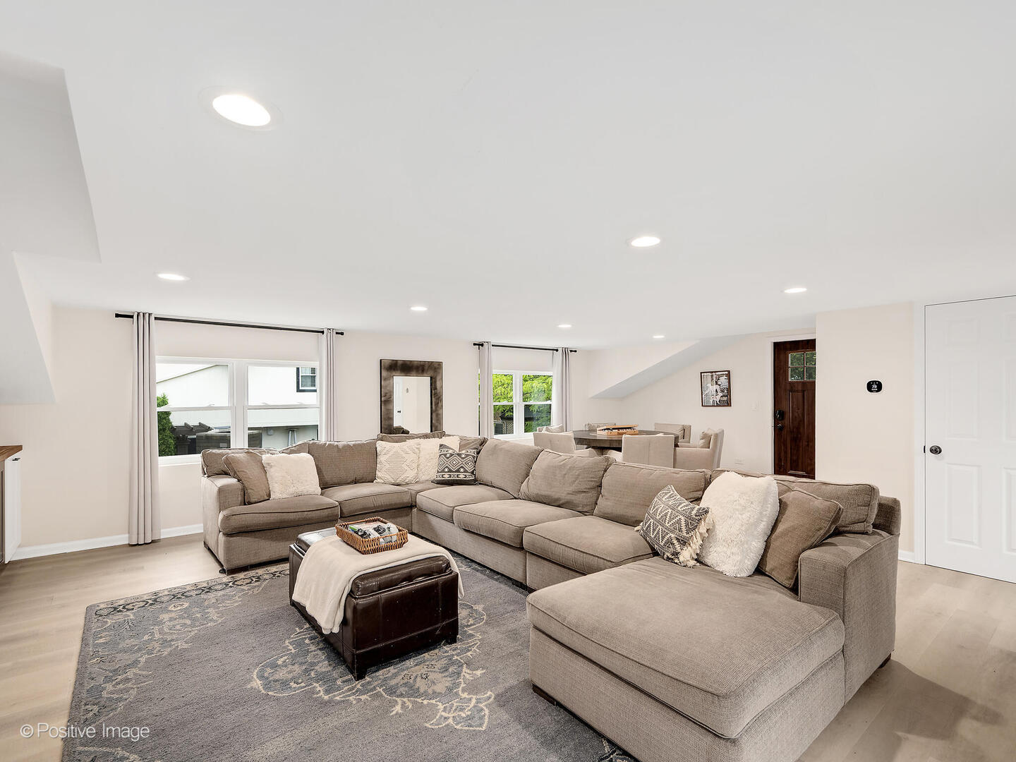 727 N CATHERINE Avenue, La Grange Park, IL 60526
