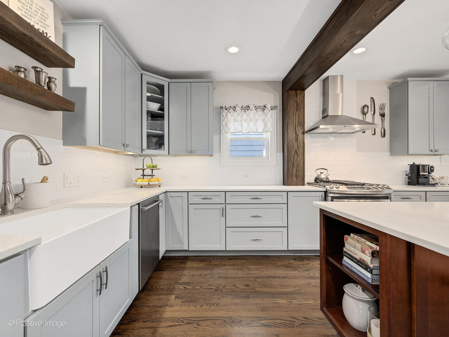 727 N CATHERINE Avenue, La Grange Park, IL 60526