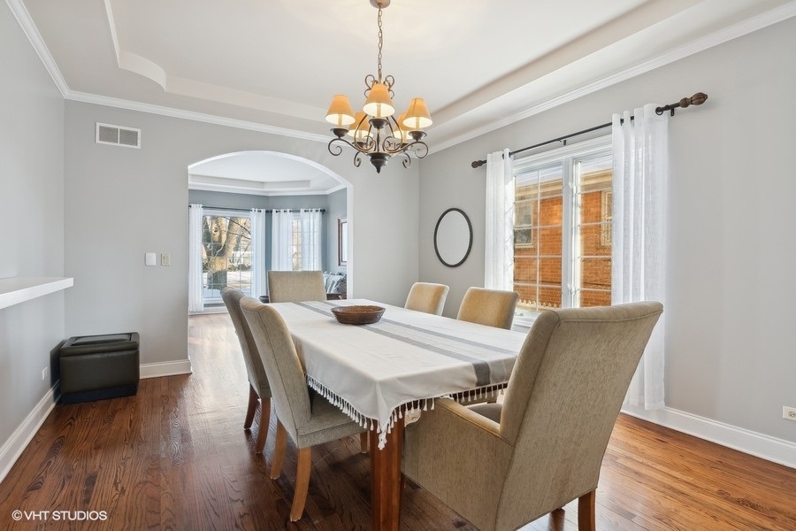 816 S Spring Road, Elmhurst, IL 60126