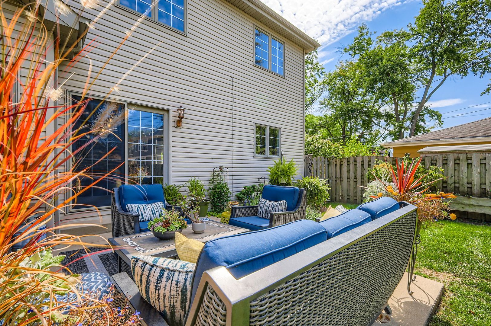 816 S Spring Road, Elmhurst, IL 60126