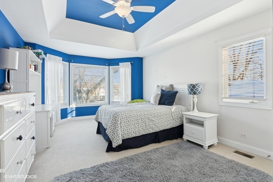 816 S Spring Road, Elmhurst, IL 60126