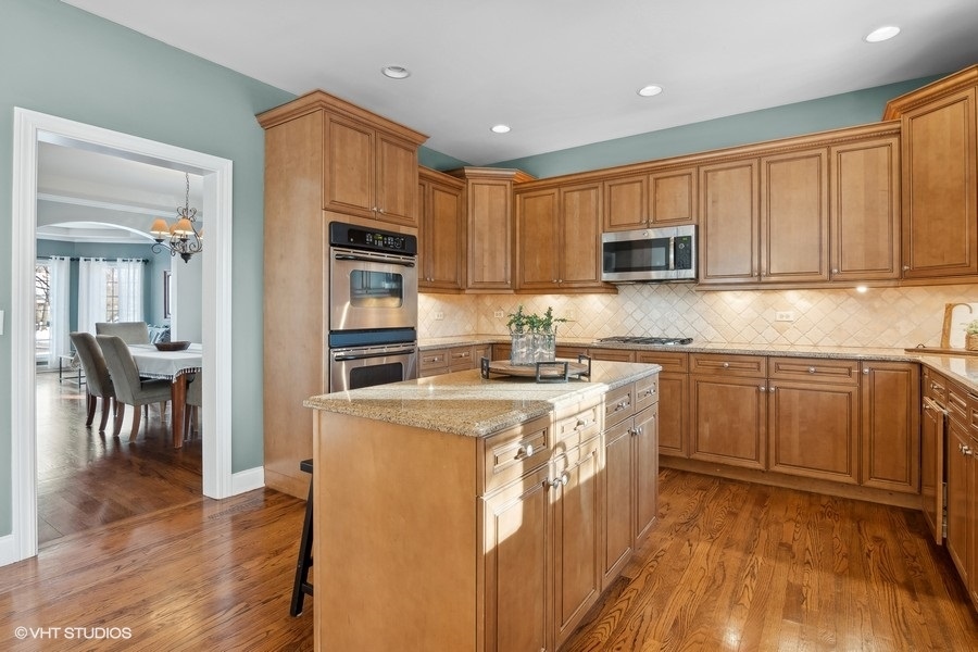 816 S Spring Road, Elmhurst, IL 60126