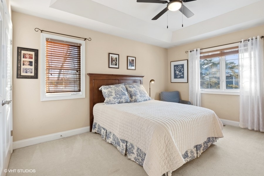 816 S Spring Road, Elmhurst, IL 60126