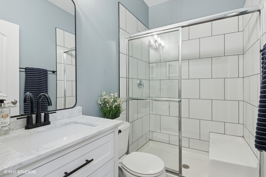 816 S Spring Road, Elmhurst, IL 60126