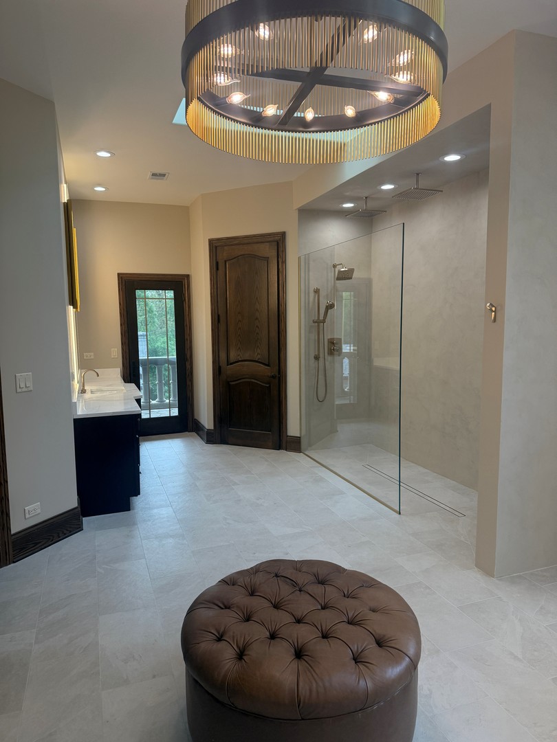 3305 York Road, Oak Brook, IL 60523