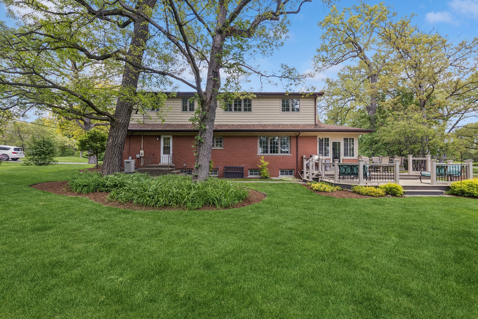 6 Old Timber Lane, Palos Park, IL 60464