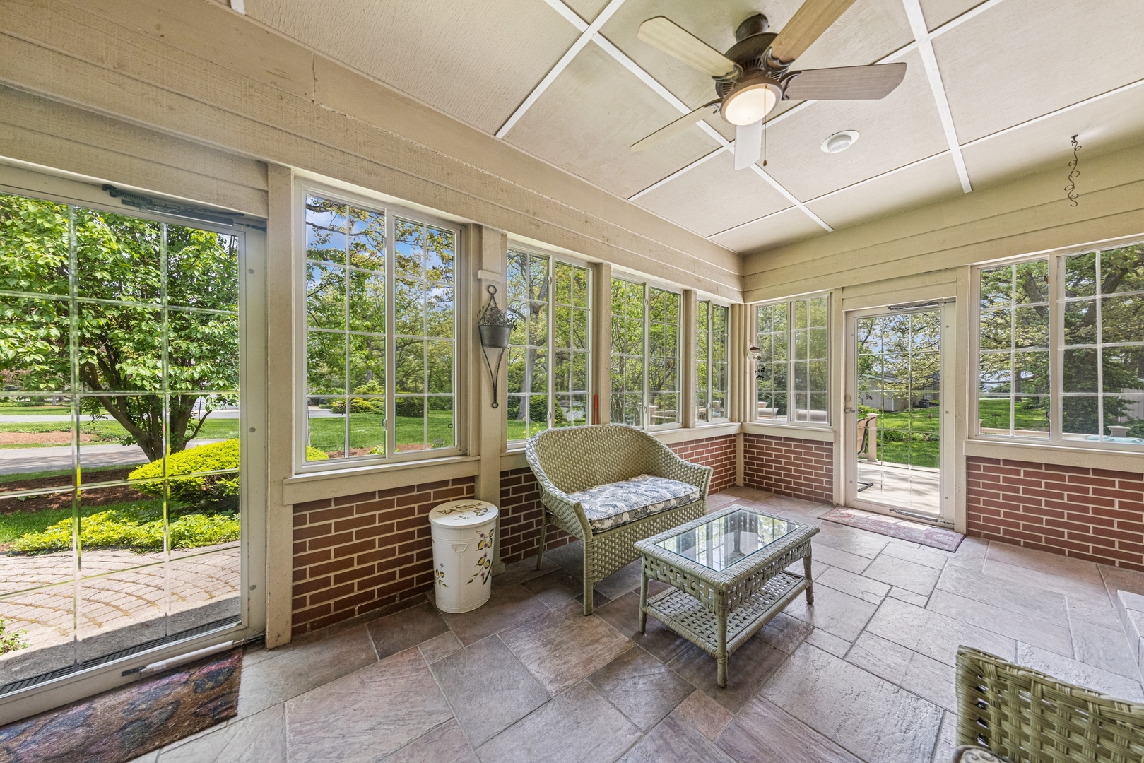 6 Old Timber Lane, Palos Park, IL 60464
