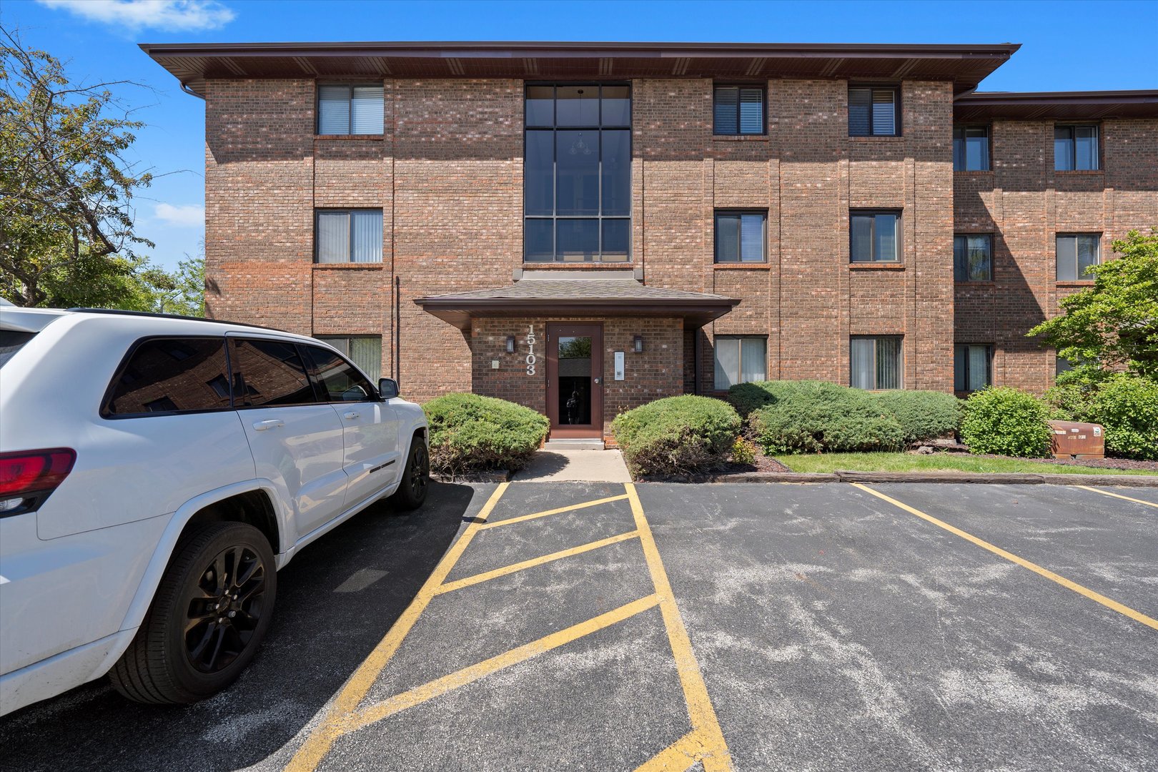 15103 Quail Hollow Drive #604, Orland Park, IL 60462