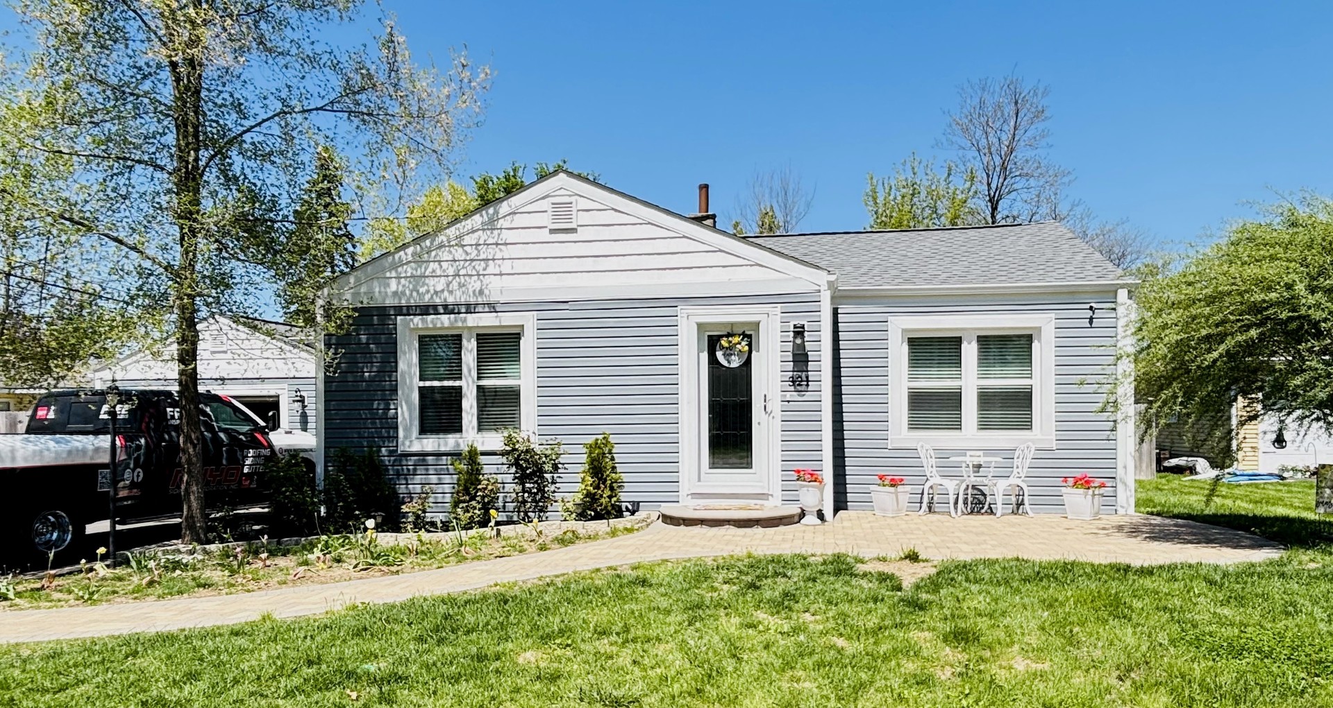 321 Lewis Avenue, Wauconda, IL 60084