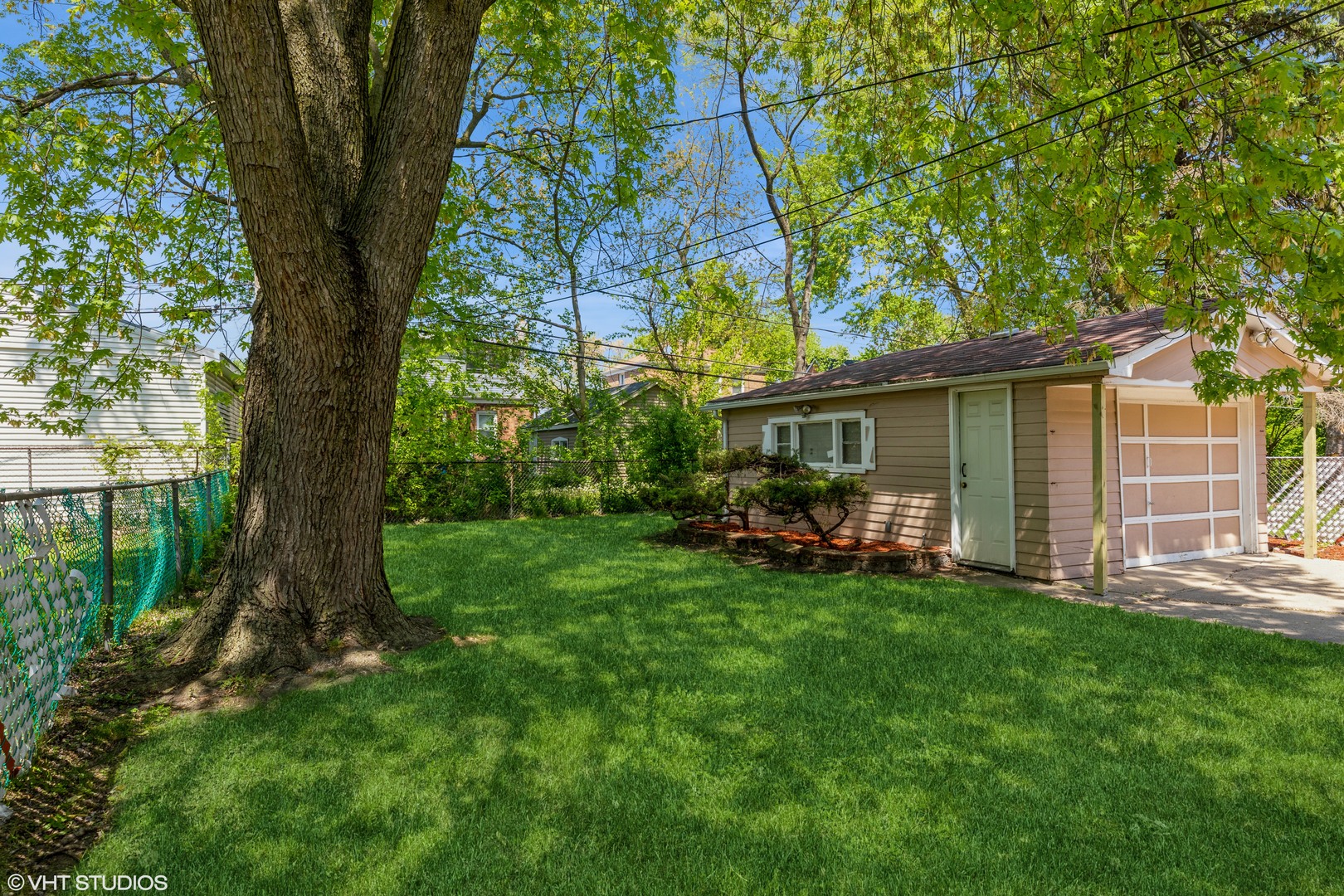 216 E 141st Place, Dolton, IL 60419
