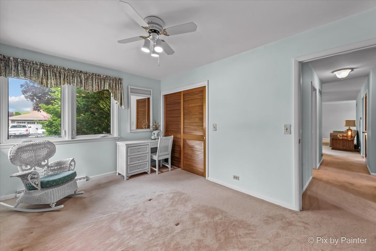 425 summit Street, Algonquin, IL 60102