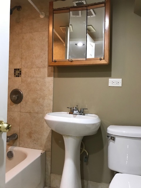 1449 N LUNA Street #B, Chicago, IL 60651