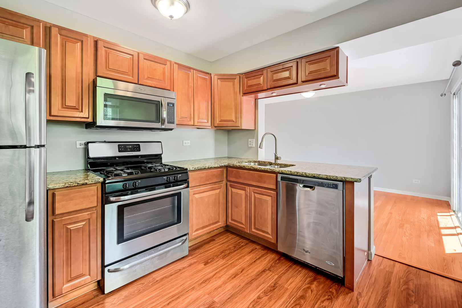 1400 Carleton Avenue, Naperville, IL 60565