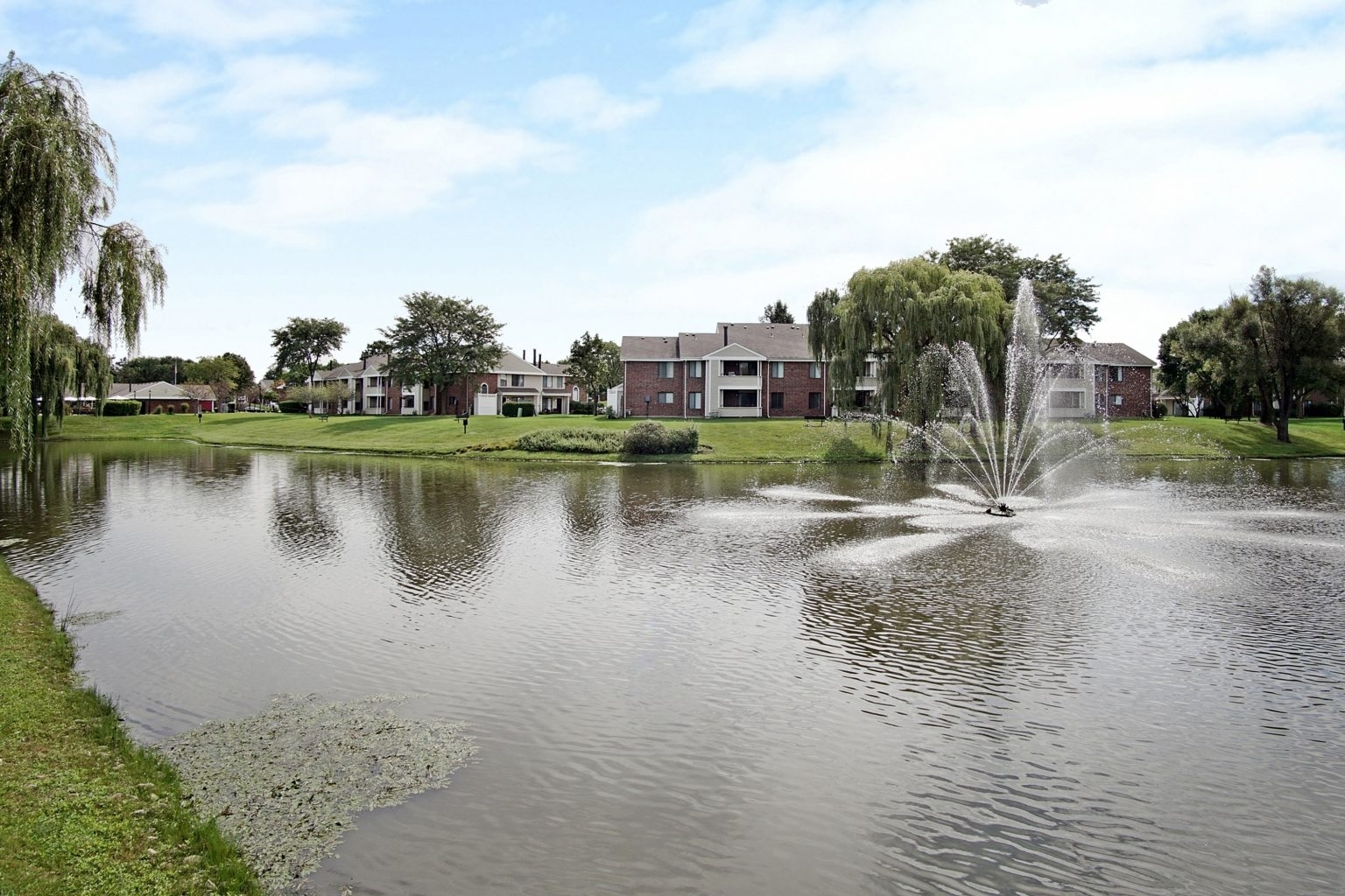 1601 Westminster Drive #103, Naperville, IL 60563