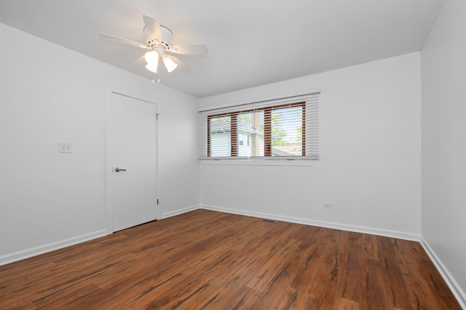 12123 S 72nd Court, Palos Heights, IL 60463
