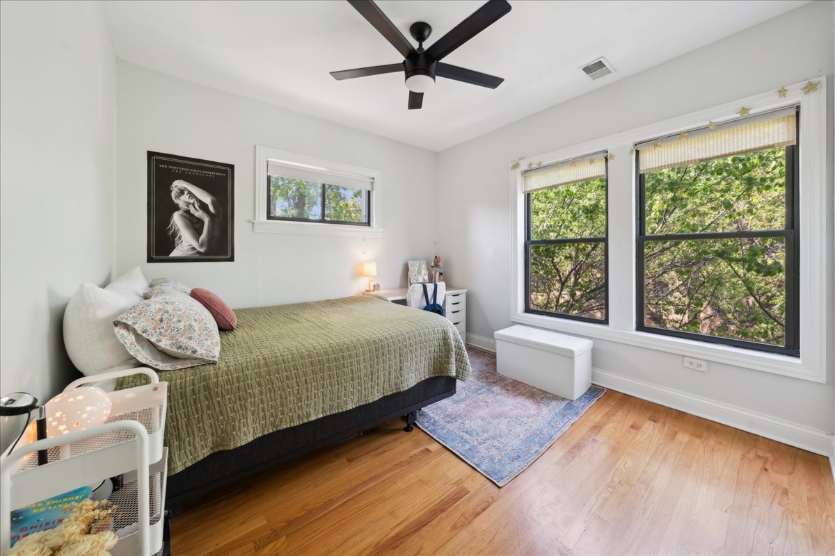 901 W Cornelia Avenue #3N, Chicago, IL 60657